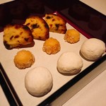 コンヴィヴィアリテ - パウンド・クッキー・スノーボール