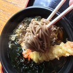 ロッジゆきざさ - 麺はこんな感じ