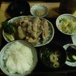 雛どり - 他の人もみんなこれですねｗ　唐揚げ定食900円