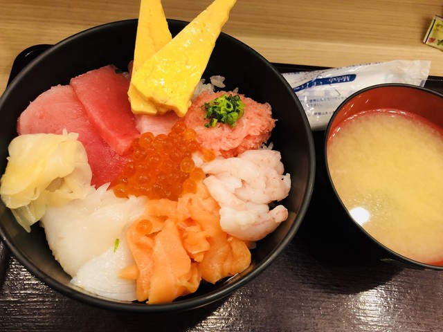 やまけい 府中 海鮮丼 食べログ