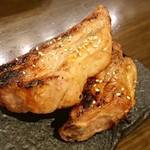 飲んべぇ食堂 らくだ屋 - 豚のスペアリブ味噌漬け