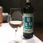 OTTO SETTE - 勝沼醸造「アルガーヌ・ボシケ」2016（￥1296）。甲州種100％、全く甘さがなく完全な辛口！ 渋味さえもフルーティーに感じる