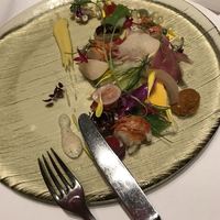 ワインラウンジ＆レストラン セパージュ 名古屋店 - 桃とオマール海老のサラダ