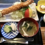 和風れすとらん 桃川 - エビフライランチ1404円