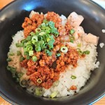 Chuukasoba Hamadaya - 辛肉ご飯 250円