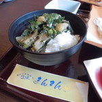 かつ屋まんてん - ごはんに乗せてみた