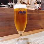 創作イタリアン Gemelli - 最初はビールから