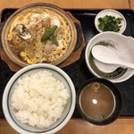 高坂サービスエリア 上り レストラン - かつ煮定食