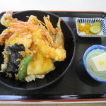 白イカ・ボタンエビの天丼　1,250円