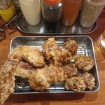 Honetsuki Tori Karaage Haibo-Ru Gaburi Chikin - ３種MIX揚げ