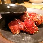 焼肉トラジ - ヒレぶつ