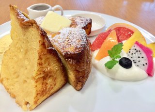 ケヤキカフェ - カルピスのバター、ソルト付き