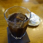 カフェ・ド・アミィ - 食後はアイスコーヒーを