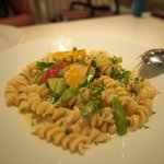 セラフィーノ - 夏野菜とアンチョビのクリームソース