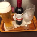 NARITA洋膳屋ROYAL - さーて、まずは一杯。