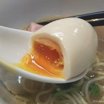 中華そば 四つ葉 - 味玉