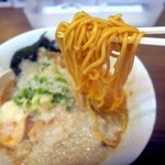 環七ラーメン SEABURAジョニー - 中太ストレート麺はツルモチ系