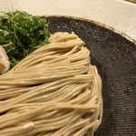 饗 くろ喜 - パキパキの低加水麺