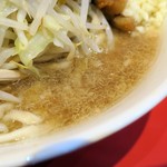 ラーメン二郎 - スープ