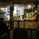 炭火焼酒亭ローリンストーン - 店内の様子