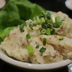 炭火焼酒亭ローリンストーン - いぶりがっこポテサラ