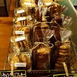 カフェ ニコリ 繁多川店