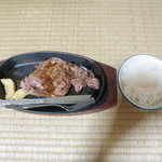 かめや旅館 - 夕食（信州牛ステーキ＆御飯）