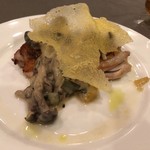 イ コッチ - 鶏肉グリルポルチーニソース？？