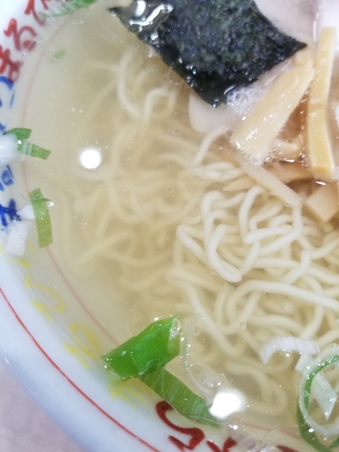 ラーメン まるひら>