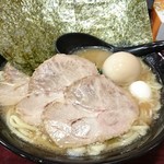 Yokohamaiekeiramenooizumidoujou - 特製家系ラーメン 正油