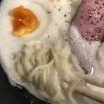 コジーナ邸 鶏白湯ラーメンと豪快な居酒屋料理＆鍋 - 