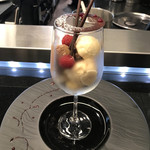 トシ・ヨロイヅカ 東京 - 