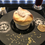 トシ・ヨロイヅカ 東京 - 