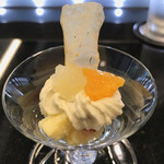 トシ・ヨロイヅカ 東京 - 