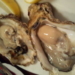 びすとろ UOKIN - 岩牡蠣　180円/個