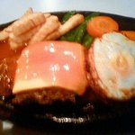 チーズハンバーグ