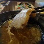 Tennen Onsen Zabu No Shokujidokoro - 醤油ラーメン　肉厚の焼き豚が美味しい
