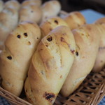 Kafe Ando Be-Kari Genraku - ミランダカーが毎日食べている　美肌の「クコの実パン」