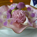 横浜うかい亭 - デザートテーブルの上の花
