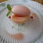 横浜うかい亭 - 桃のシャーベット