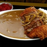 なかみち食堂 - カツカレー750円。