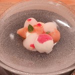 ビストロアム - 桃のブランマンジェ ~ココナッツと赤桃のアイスクリーム~