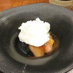 傳 - (2018年8月　訪問)デザートは姉さん作。この日は桃とラム酒のジュレ、ヨーグルトシャーベット。ホッとする美味しさよね♪