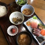 田園 - Dセット 刺し盛り ¥700