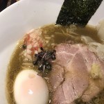 要の塩 - 《伊勢海老》塩そば　あしらい２