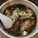 はな火屋 - 醤油らーめん 650円（並盛)