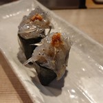 名代 駒寿司 - 生しらす軍艦巻き