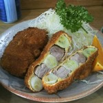 とんかつ とんき - 串かつ、断面が美しい。