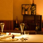 Vintage with Restaurant - 