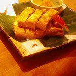 玉子焼き（すき焼き風のお肉入りです）